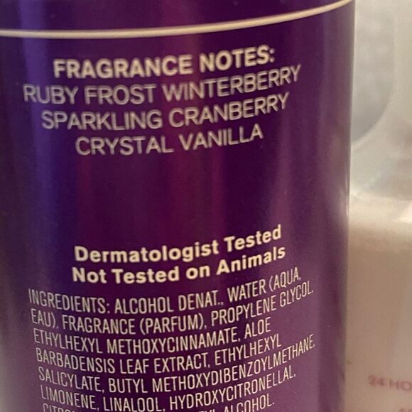 Bath and Body Works WINTERBERRY WONDER 3 Pc Set. - Picture 3 of 4